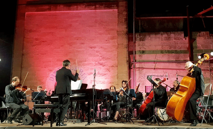 MUSIC-MOVIES-OLES-ENSEMBLE