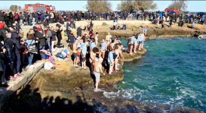 Un-momento-del-tuffo-2020-a