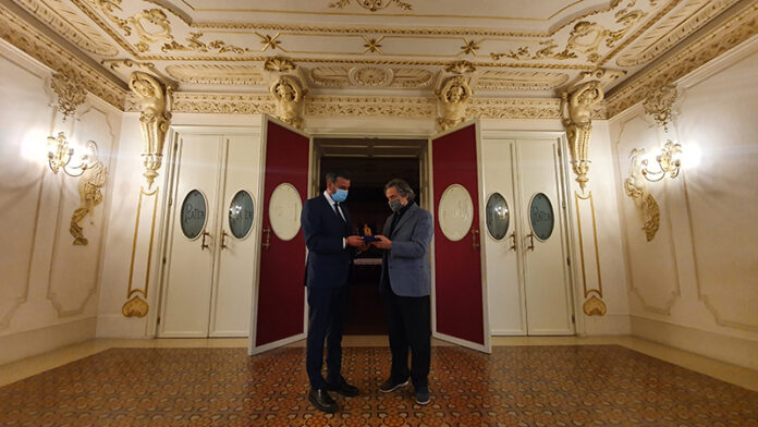 03-06-21-Decaro-consegna-manna-san-NIola-Riccardo-Muti-