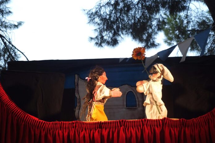 Pulcinella dalla brace alla padella