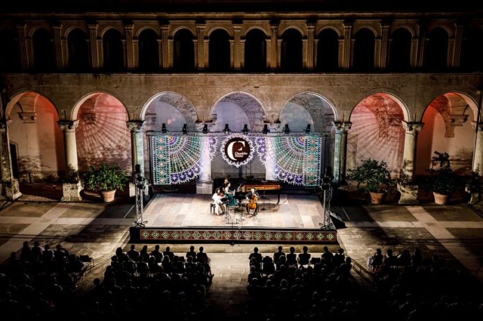 CF total451178565_18324020398181036_3599899869344486779_n