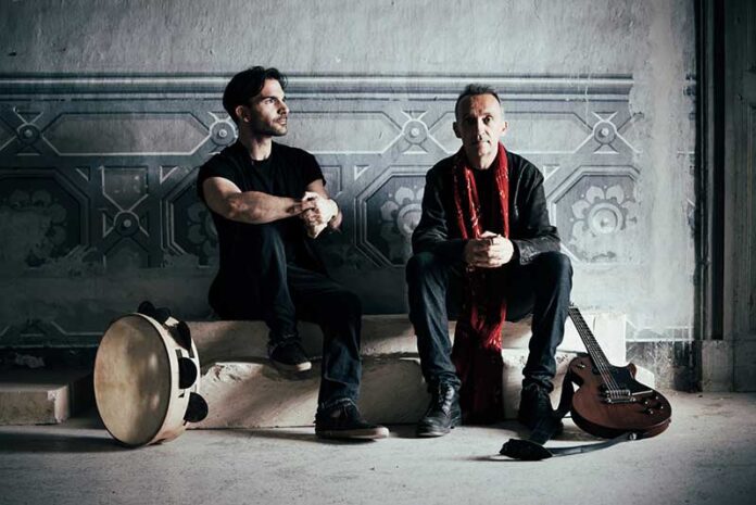 Justin-Adams-&---Mauro-Durante-2-(LR)