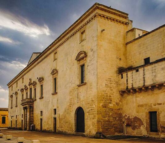 Mosaico e Fumetti a Melpignano: nel Palazzo Marchesale tra creatività e tradizione