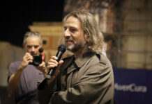 Sabato 1 novembre Artisti barboni per un giorno – Barbonaggio Teatrale Collettivo in piazza Sant’Oronzo