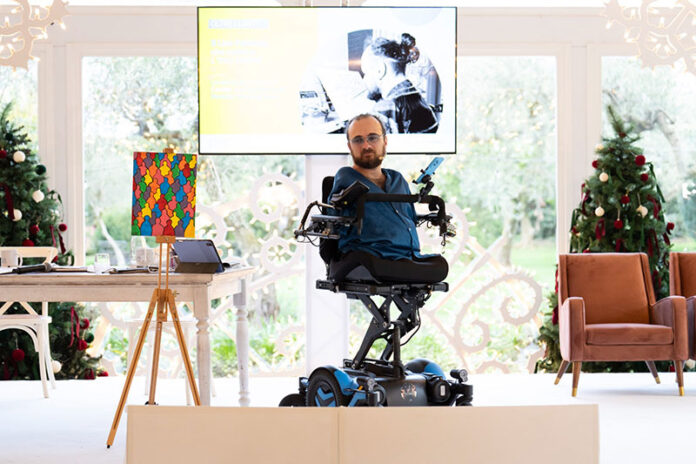 04.-evento-We-can be HeRoes---performance-by-F