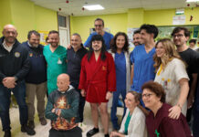 Giuseppe Ninno “Mandrake” regala sorrisi e buon umore al pediatrico di Bari