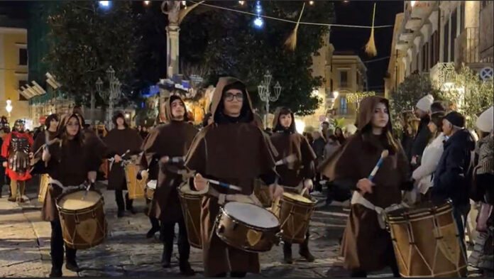 L'arrivo-dei-Re-Magi-di-Trani-Tradizioni-(3)