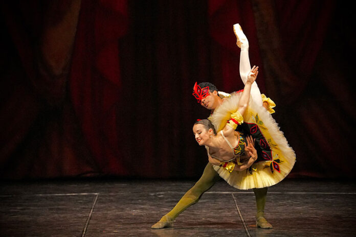 Le-maschere---Balletto-del-Sud-(1)