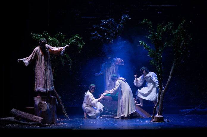 Sogno-di-una-notte-di-mezza-estate---Margot-Theatre-(2)