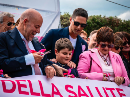 Il top model dal cuore d’oro Fabio Mancini inaugura il Villaggio della Race for the Cure a Bari