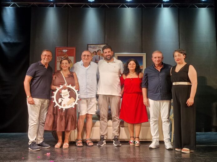 Premiazione della compagnia La Bottega dei Teatranti di Salerno vincitrice del premio Giovanni Macchia (3)