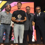 Il monzese Davide Iaconianni vince il 30° Festival del Cabaret. Standing ovation per Banfi