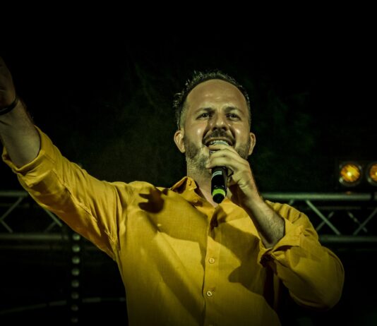 Mercoledì 2 settembre Li Ucci Festival prosegue con un laboratorio, la presentazione del libro “Il ragno, la tela, il manicomio” e la musica di Carlo Canaglia De Pascali