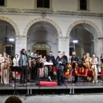 De Andrè in veste orchestrale: il concerto Faber Symphoniker fa tappa a Bisceglie e Vieste