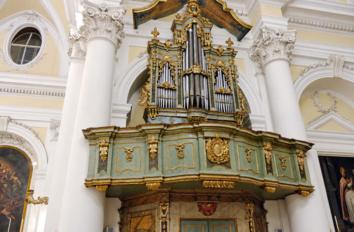 Organo-chiesa---Matrice-Mesagne
