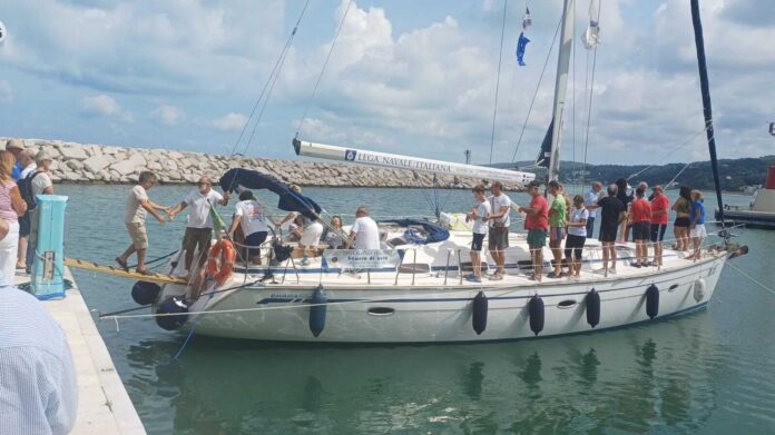Visita alla barca Helena